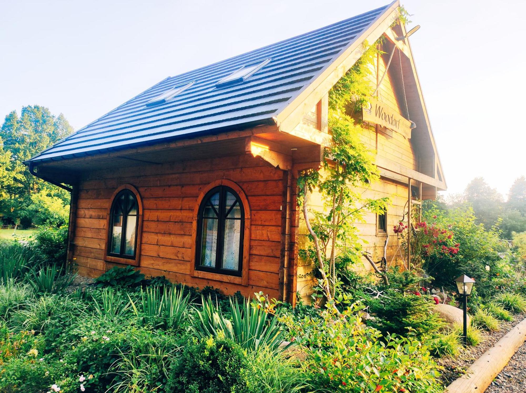 Woodorf-Drewnem: Riverside Log Cabins with Outdoor Activities Ustka Exterior photo