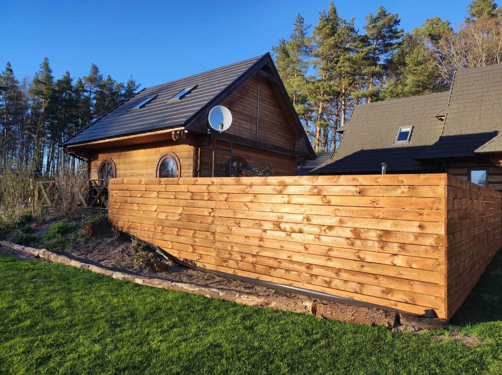 Woodorf-Drewnem: Riverside Log Cabins with Outdoor Activities Ustka Exterior photo