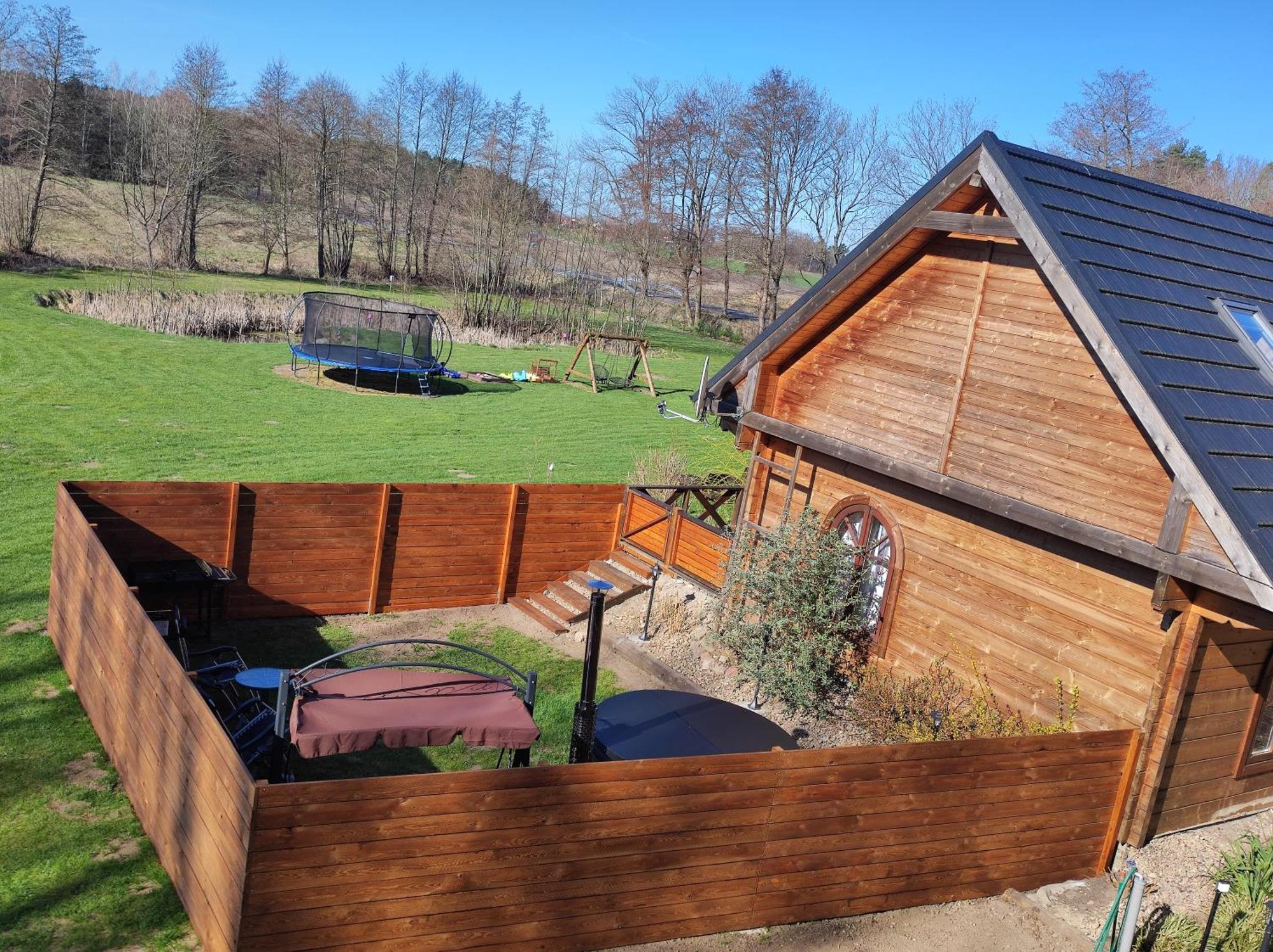 Woodorf-Drewnem: Riverside Log Cabins with Outdoor Activities Ustka Exterior photo